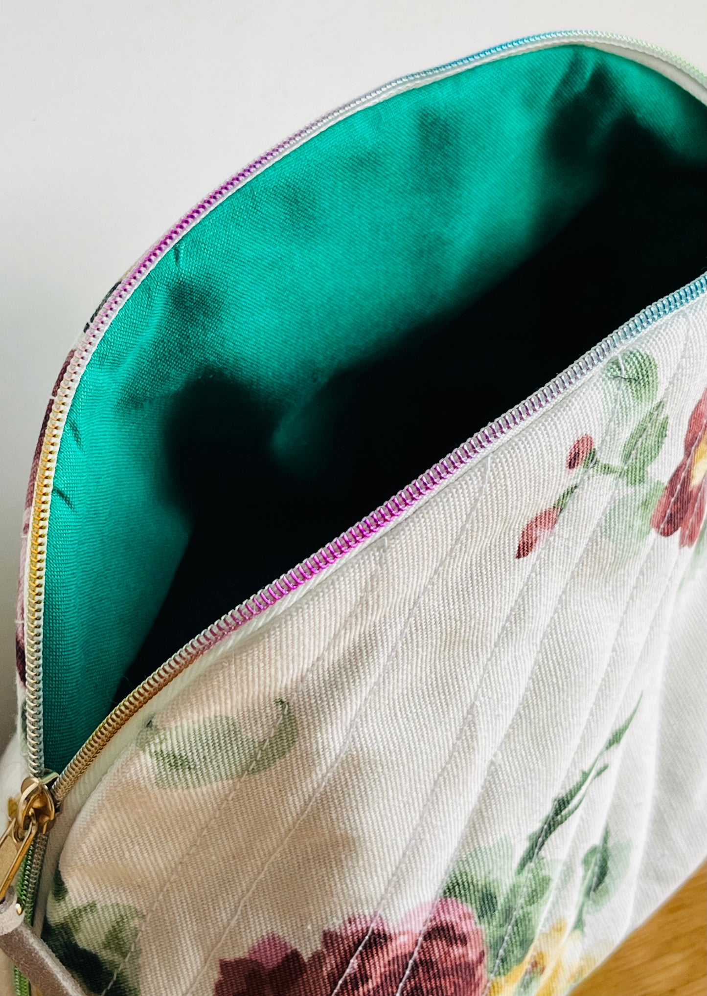 Sminkepung med Roser