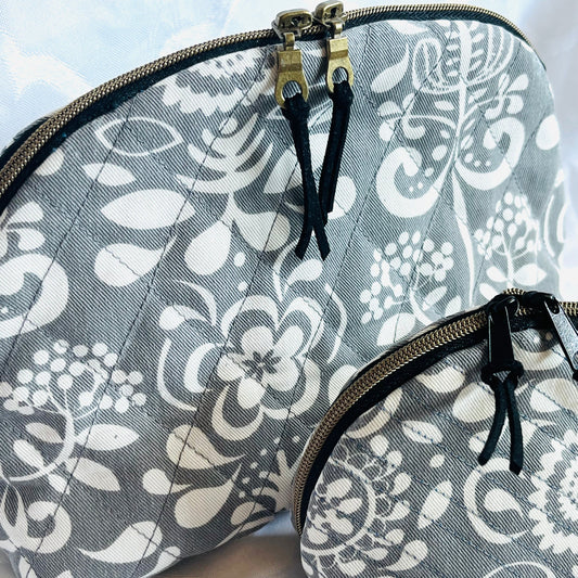 Grå sminkepung str S.